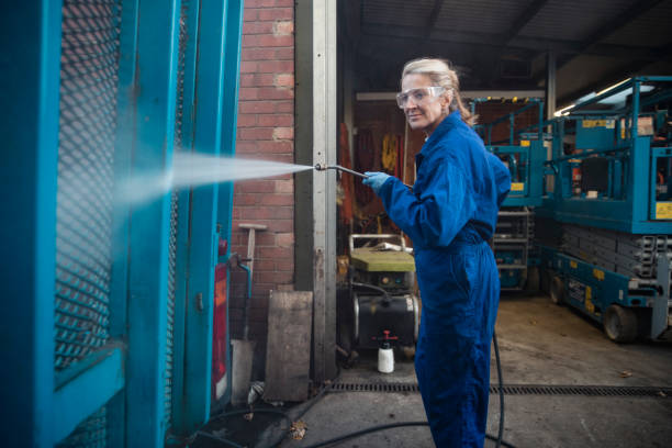 Best Rust Removal  in Bazon, CA